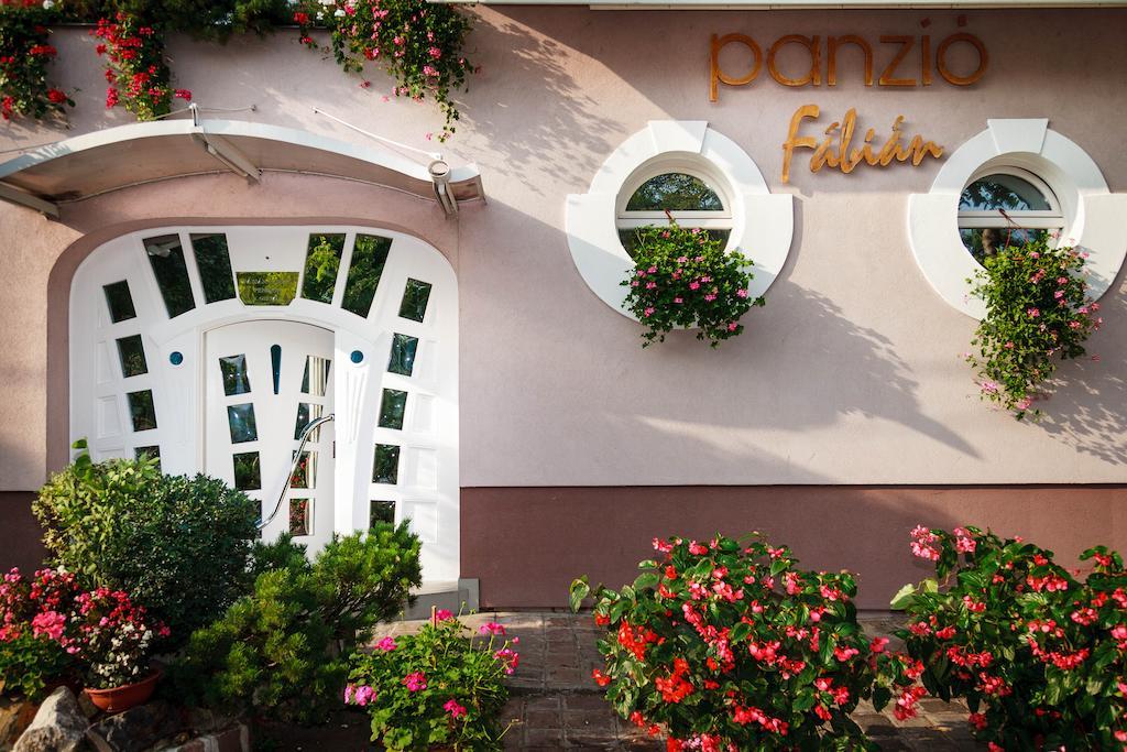 Fabian Panzio Otel Keşkemet Dış mekan fotoğraf