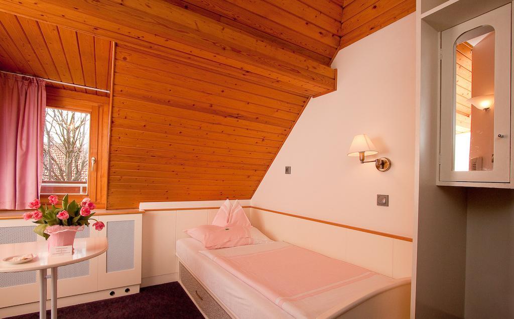 Fabian Panzio Otel Keşkemet Oda fotoğraf